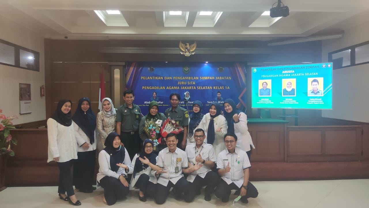 poto bersama tim JS.jpeg 2